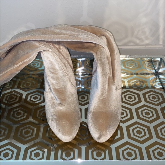 Elegant Cream Women's Thigh high boots - Picture 1 of 3